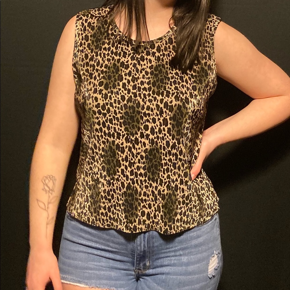 Textured cheetah print tank top